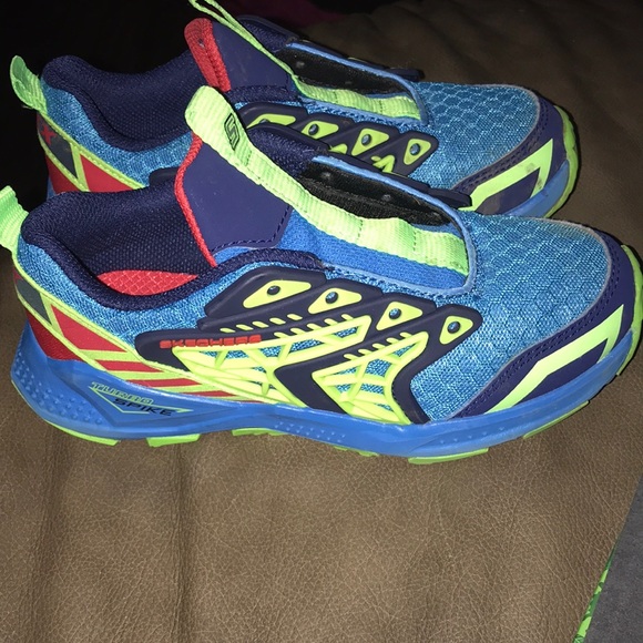 kids shoes sketchers